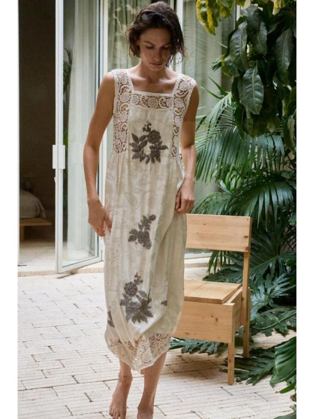 ZARA JACQUARD DRESS WITH BEADED EMBROIDERY 7521/161/712